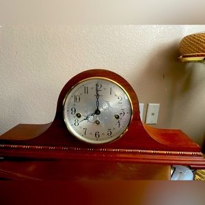 PRICE DROP!!! Vintage Herschede Mantel/Shelf Clock
